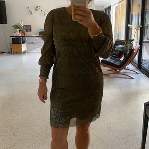 Mid length shiny party dress